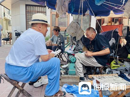74岁老人在济南修鞋31年：最低收费只要一块钱