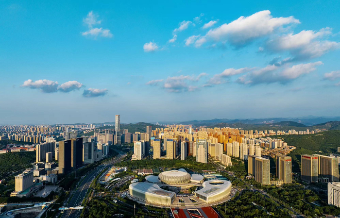 “万亿城市”百舸争流 1.2万亿的济南奋楫争先