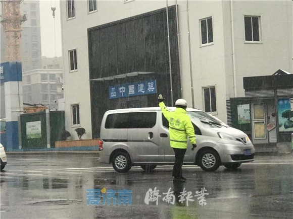 雪情就是命令丨守护安全，济南各级各部门奋斗在现场