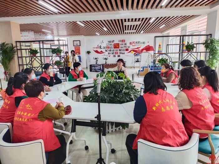 章丘区：政协委员进社区 普及知识受欢迎