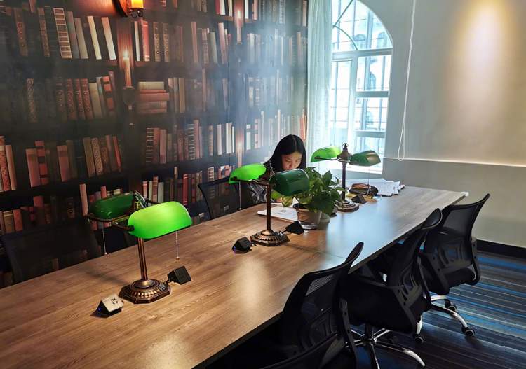 全国刮起“夜校风”，风有多大？能吹多久？