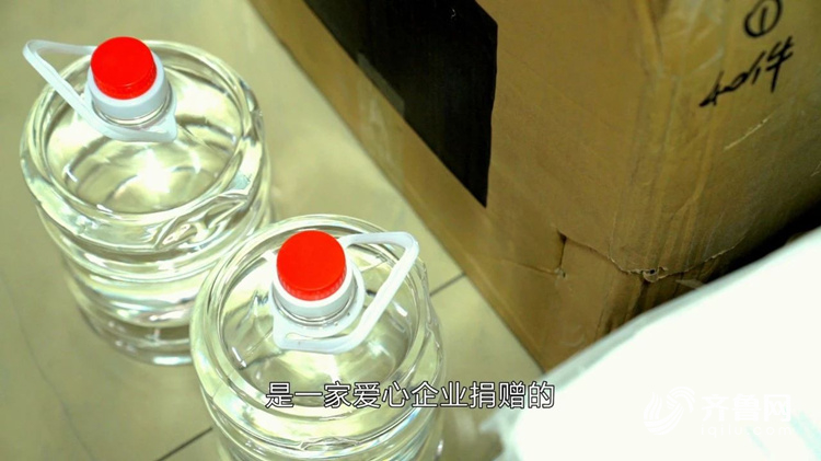         记录平凡丨最“硬核”家庭，一家五口四种职业，全在战疫一线！