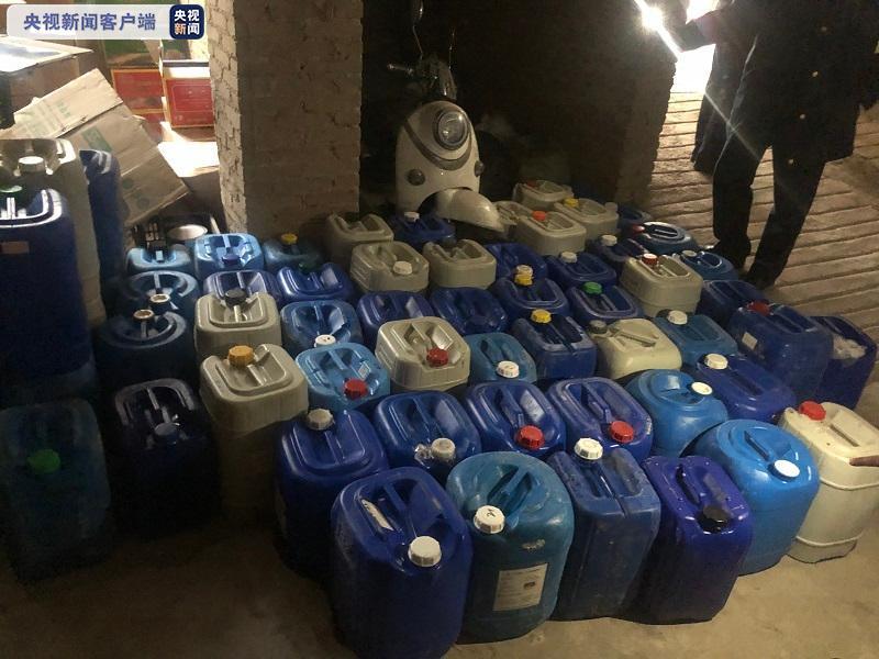 贵阳警方破获贩卖伪劣口罩案 查获大量假口罩及三无消毒水