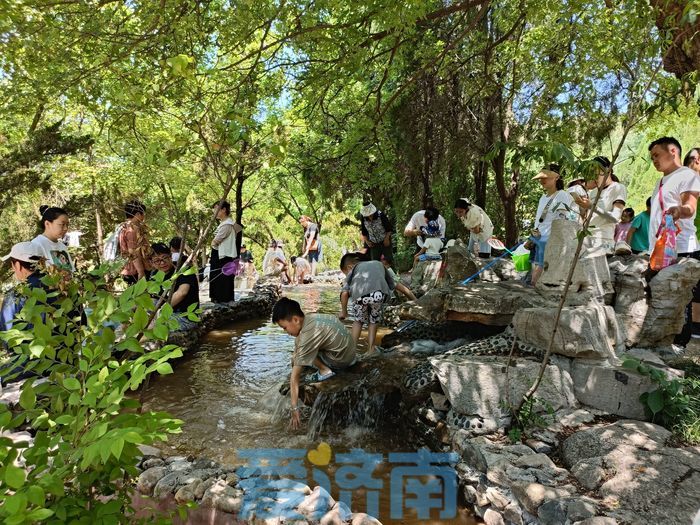 假期次日持续火爆！济南22家景区接待游客26.08万人次
