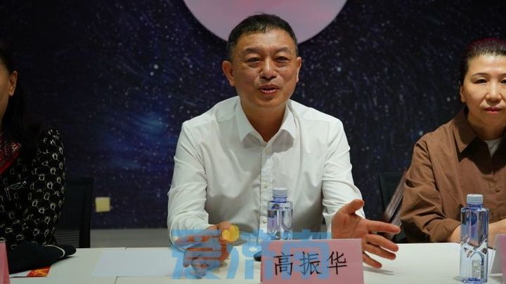 “繁星璀璨”新时代文明实践文艺志愿服务项目启动仪式在济南历下区甸柳新村街道举行