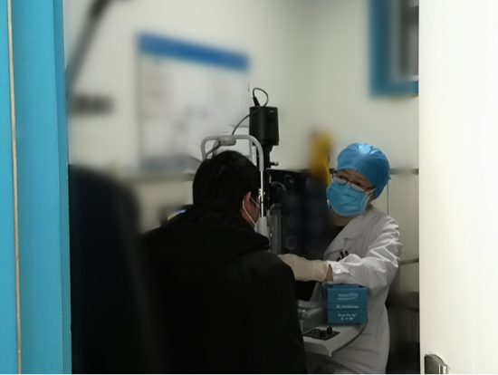 市二院开展“坚决打赢疫情防控阻击战·感动瞬间”摄影征集活动