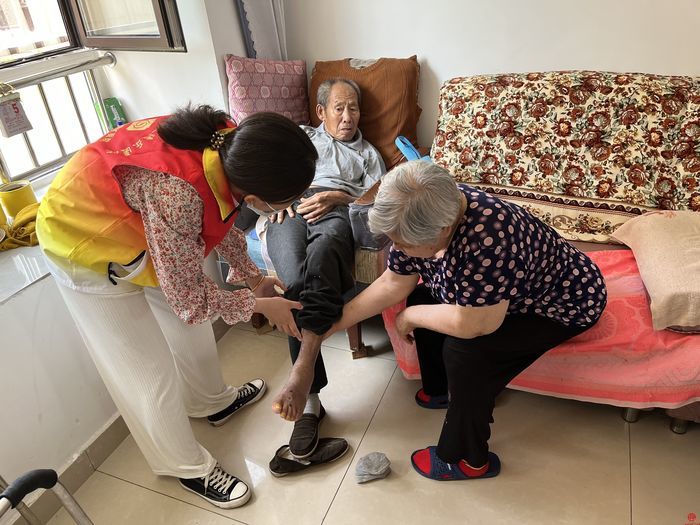 济南章丘借助“长护险”改革破局失能人员护理难题