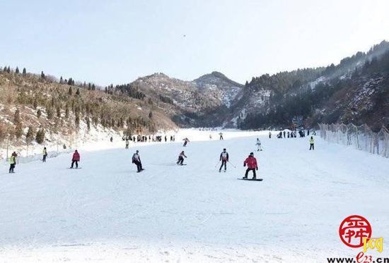 元旦济南文旅市场精彩纷呈温泉滑雪成首选