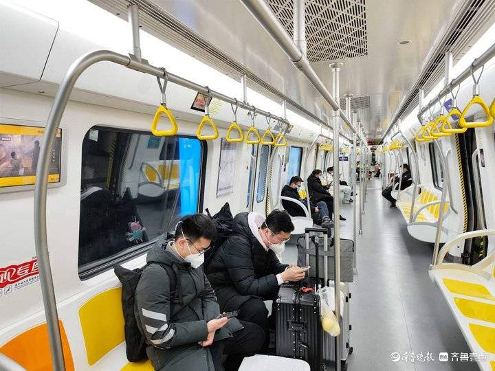 公交发车班次翻倍！济南街头重现“车水马龙”