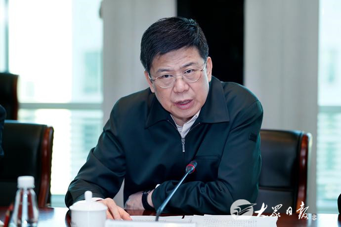 山东省与中国人寿集团签署全面战略合作协议