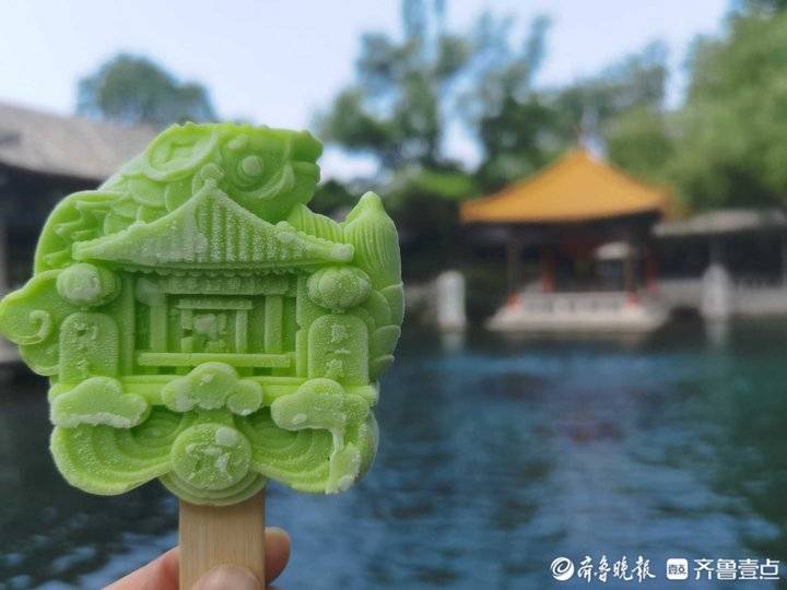 一个月卖出两千余支！锦鲤版趵突泉文创雪糕或在暑假迎来销售高峰