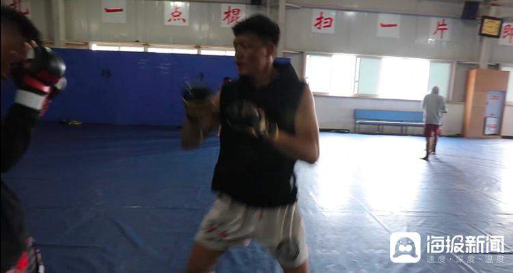 《八角笼中》苏木原型:格斗改变山里放牛娃的命运