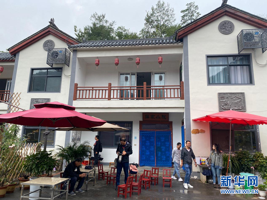 火车“开”进深山沟，村民吃上旅游饭