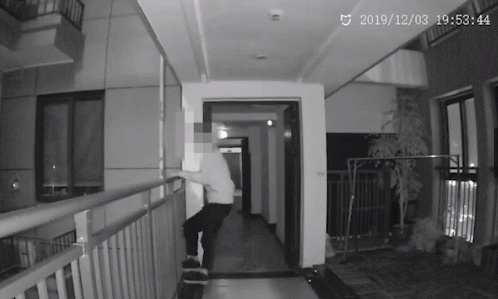 开豪车、住酒店 这个杭州小伙竟是个“高空翻墙大盗”