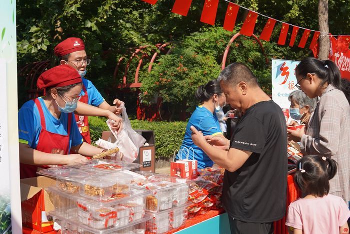 怎一个“燃”字了得！天桥乡村振兴爱心集市火热开幕