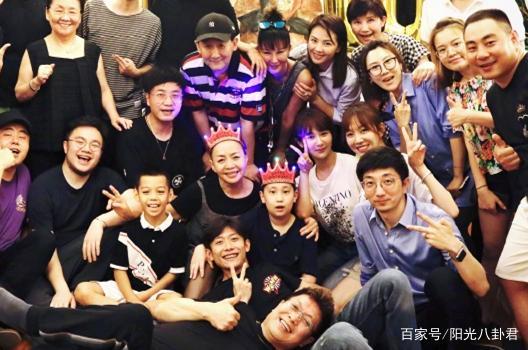 宋丹丹60岁生日宴众星云集|【正式退休】宋丹丹60岁生日宴众星云集 亲儿子巴图竟然没坐C位