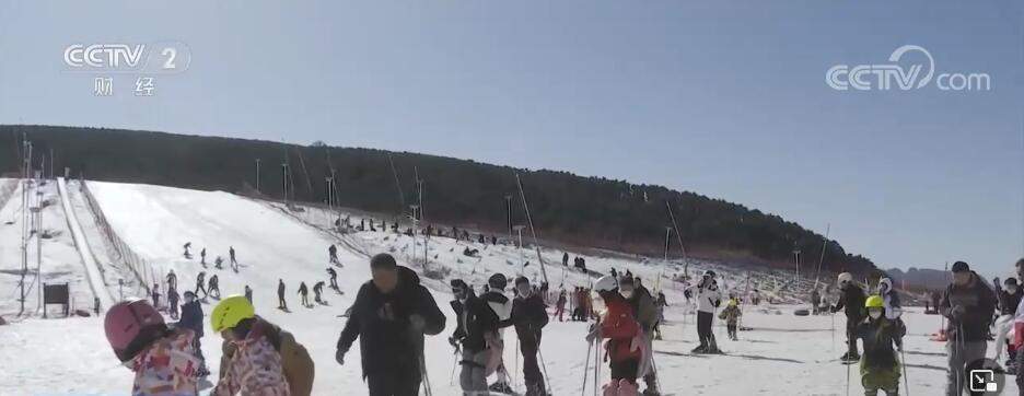 新春旅游市场升温 河南郑州冰雪游民俗游成热点