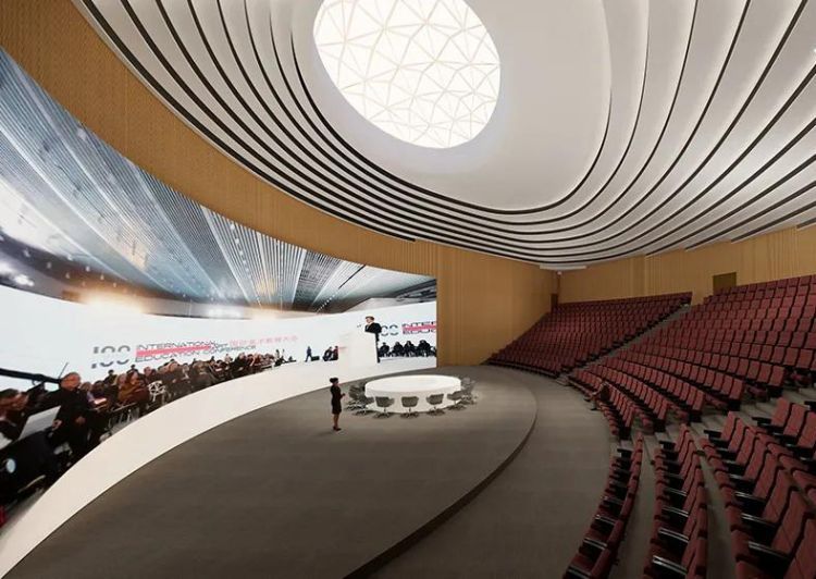 中央美术学院青岛校区主体封顶，“莫比乌斯环”揭开神秘面纱