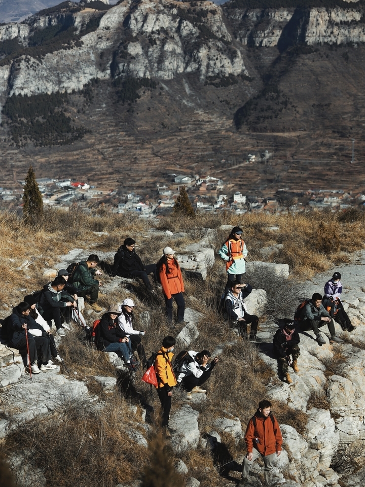 开启逃离城市计划！济南两名90后小伙带伙伴“走”进山野