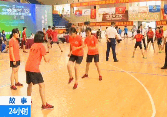 六年间创下10多项跳绳世界纪录 这所乡村小学创造了“世界速度”