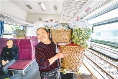 乌蒙山区有一趟“公交列车”