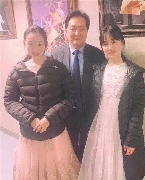 山师附小师生受邀赴京参加2020年中国诗歌春晚和第六届中国诗歌春晚颁奖典礼