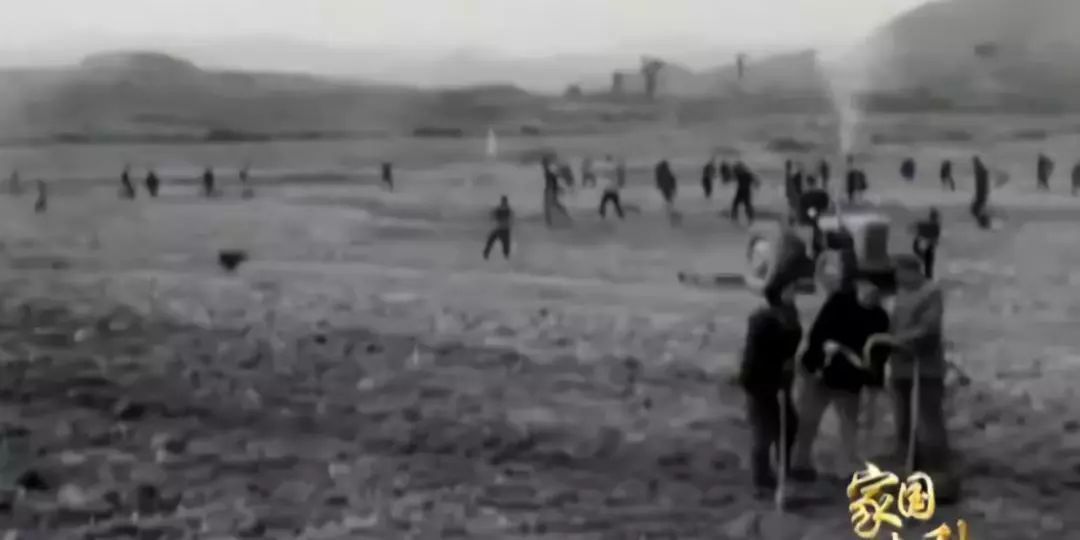 今天请记住他们的名字：甘祖昌、龚全珍