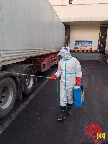 【网络中国节·春节】进口冷链食品监管“双仓”监护下，一只南美白虾的“暖心之旅”