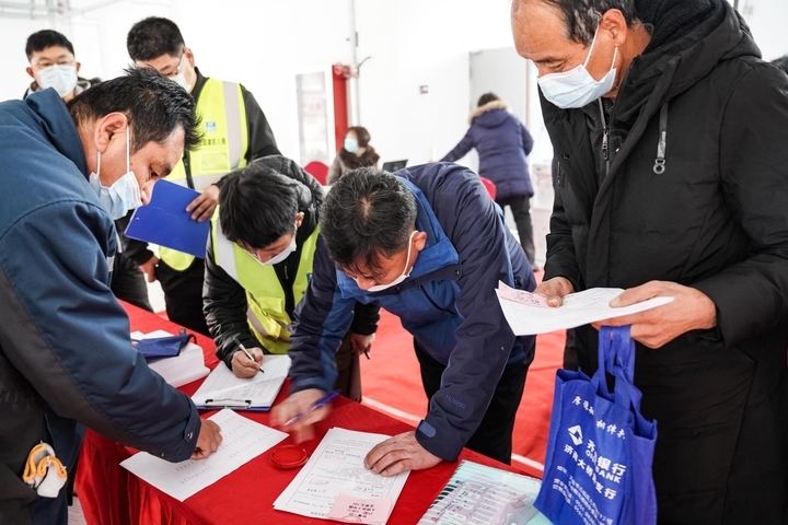 中建八局二公司承建，山东省最大棚改项目——济南华山片区安置房回迁历时8年圆满收官