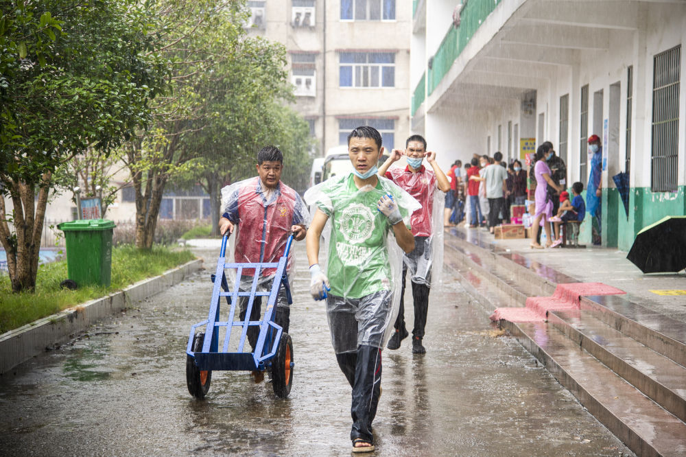 湖北随县重灾区直击：暴雨灾情如何？