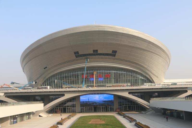 鲁南高铁临沂北站建设进入倒计时 站前广场即将完工