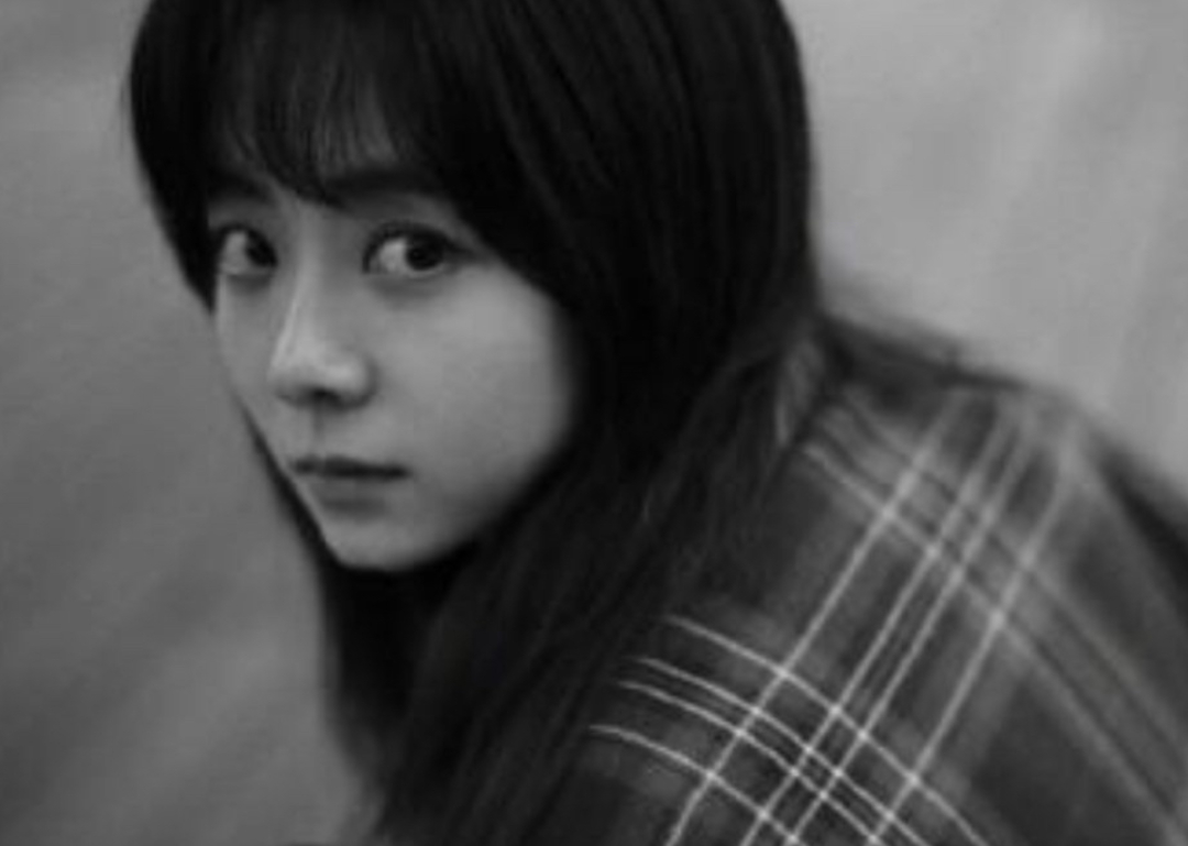 谭松韵与撞死母亲司机是小学同学|明星不能维权了?谭松韵与撞死母亲司机是小学同学,撞人被告却神隐