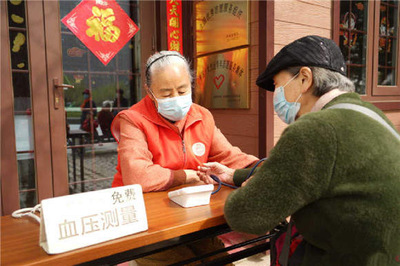 济南“爱心奶奶”李爱萍当选“中国好人”