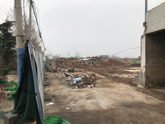 【啄木鸟在行动】220国道褚家村附近有渣土未覆盖