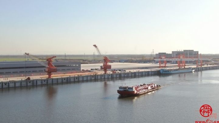 小清河开展首次大件运输