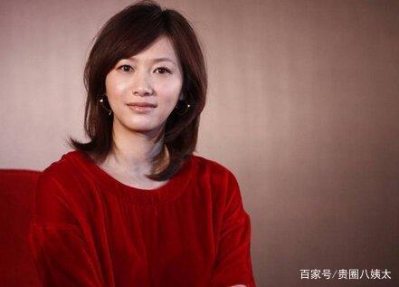 徐静蕾晒与黄立行旧照秀恩爱