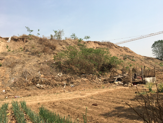 啄木鸟在行动：历城区幼安街和唐冶东路交叉口西北侧渣土裸露