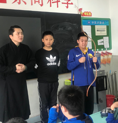 ɽʦ��С���빭��ȫ���ھ�Ϊѧ��������
