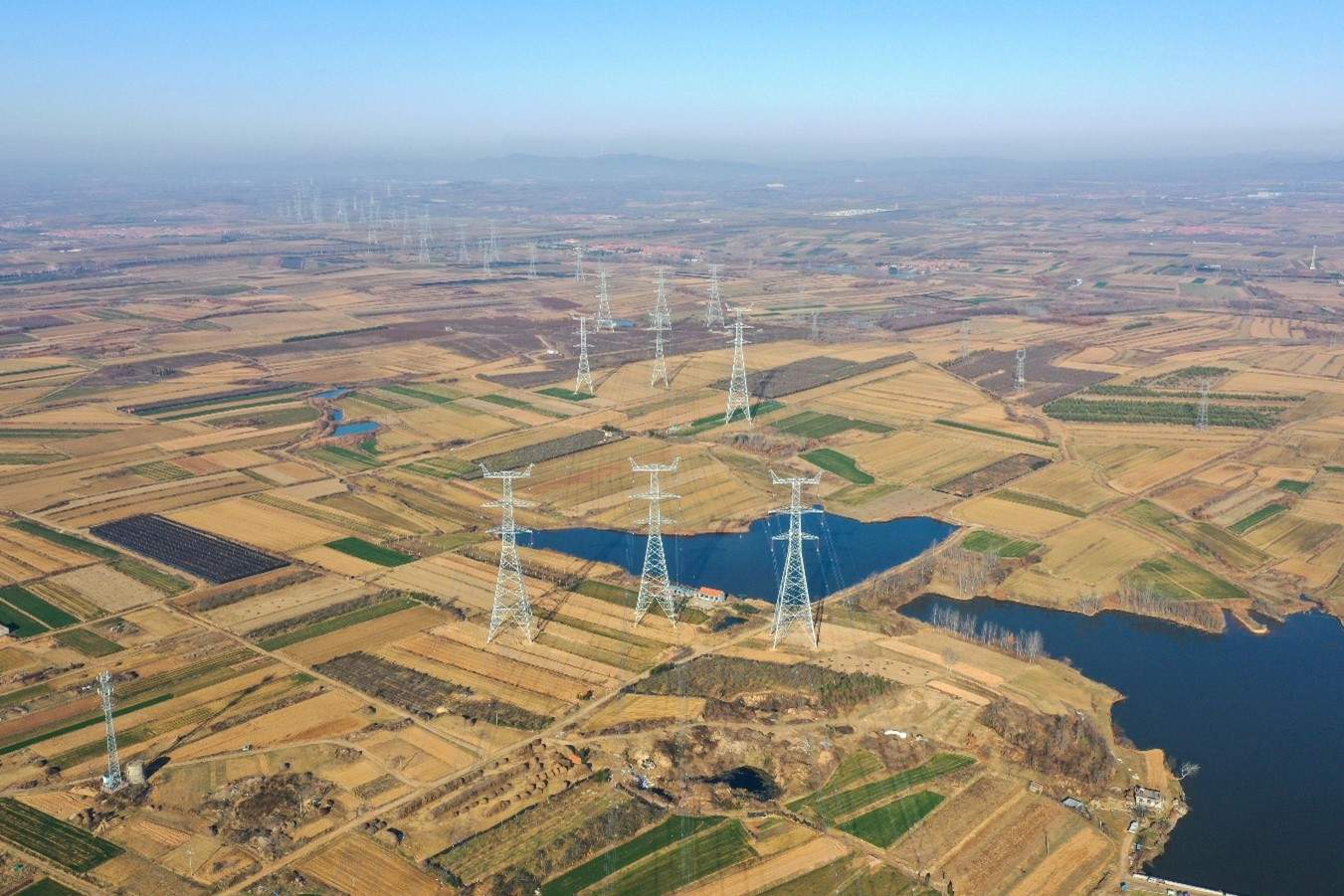 国网山东电力国核示范500千伏送出工程全线架通
