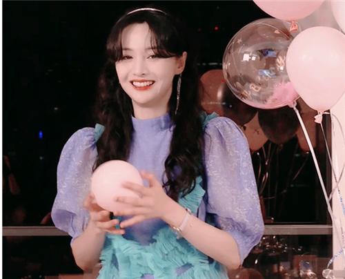 吉杰为郑爽发声|吉杰为郑爽发声是怎么回事？具体什么情况？吉杰与郑爽是什么关系？