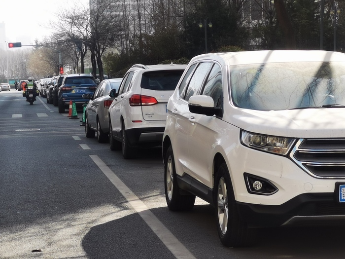 @济南车主，违停有短信提醒：10分钟内开走免处罚