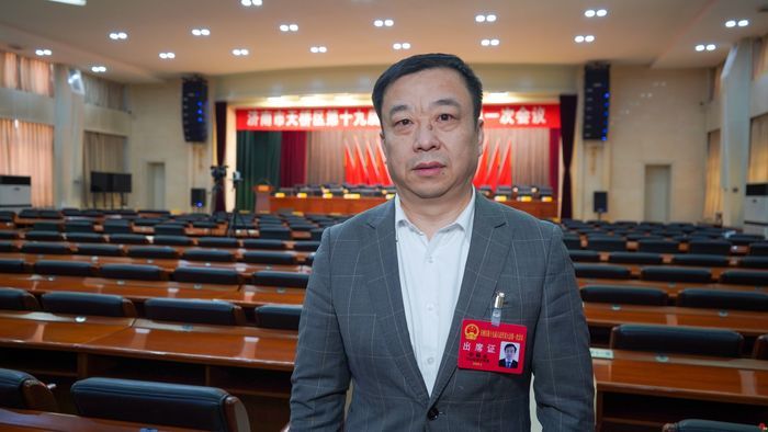 两会微访谈｜天桥区人大代表李嗣金：科技创新带动企业发展
