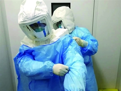 实验室“工兵”，与病毒“面对面”