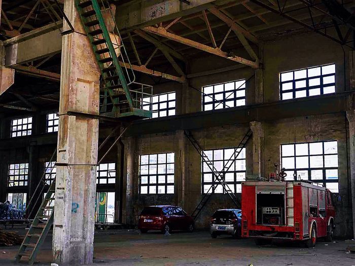 红场1952：济南废弃老厂房，成了涂鸦的欢乐场