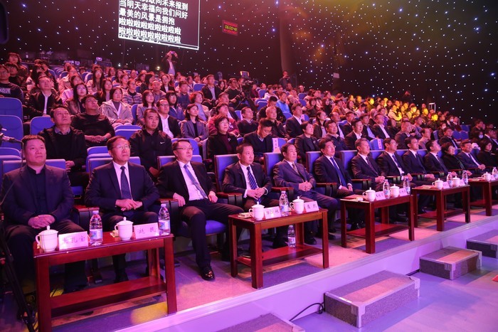 记录伟大时代 书写奋斗赞歌——庆祝中国记者节暨“泉城最美新闻工作者”发布活动举行