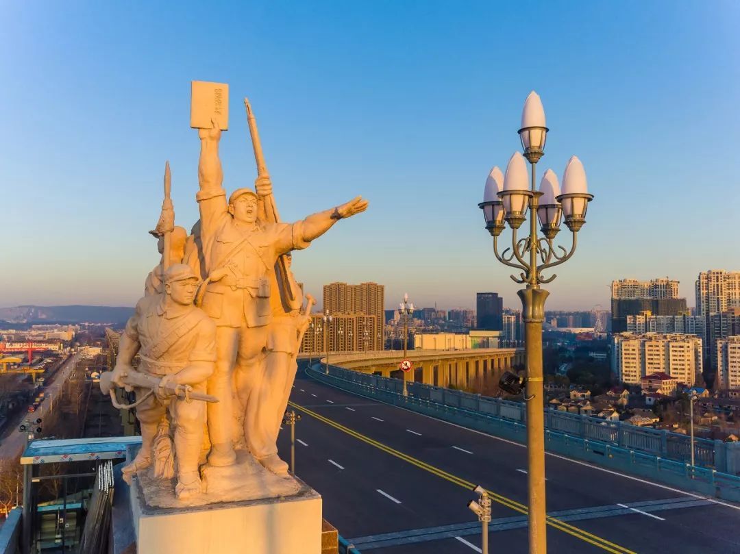 就是这座大桥，给咱中国人争了气！