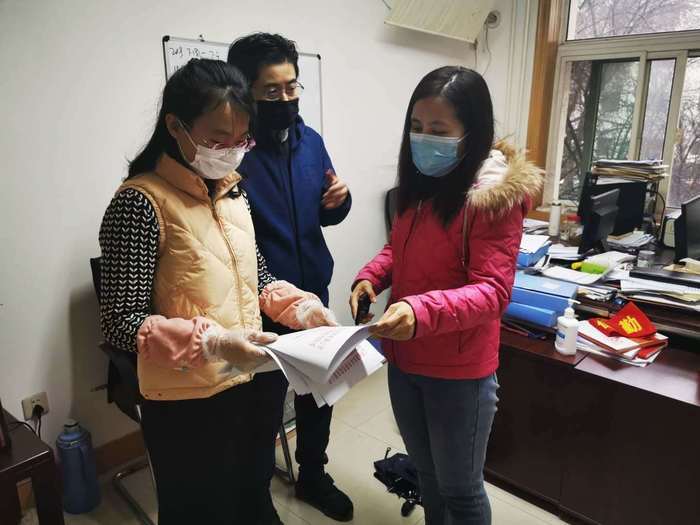 不见面审批、服务专班上门……堤口路街道“一揽子举措”推进企业有序复工