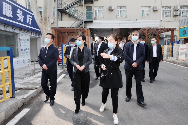 济南报业“社长总编走基层”丨市中：活力品质强区踔厉前行向未来