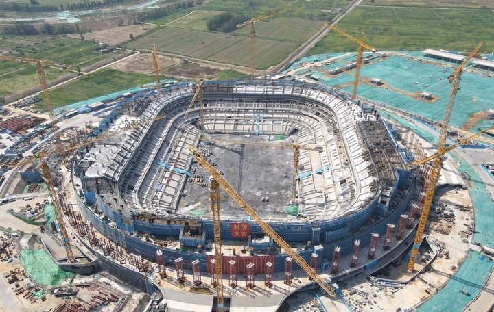 371天！济南黄河体育场主体结构完成封顶