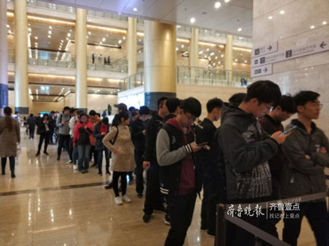 今天省博排起史上最长的队！只为一观埃及木乃伊真容